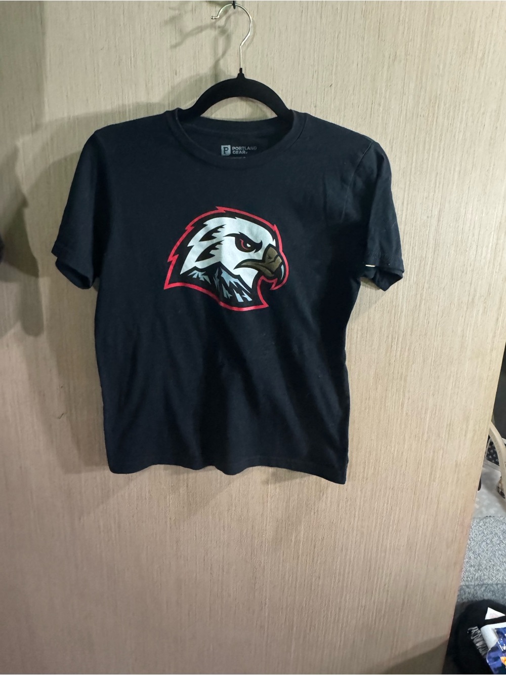 Portland Gear Winterhawks Black Graphic Eagle Short-Sleeve T-Shirt Size Large